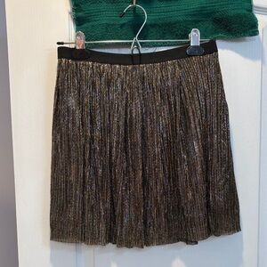 Forever 21 Black and Gold Shimmer Mini Skirt